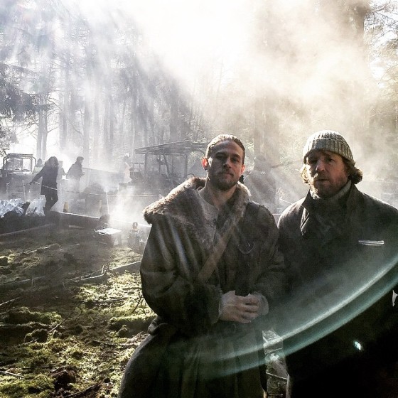 First Look Charlie Hunnam Is King Arthur As Guy Ritchie S Film Goes