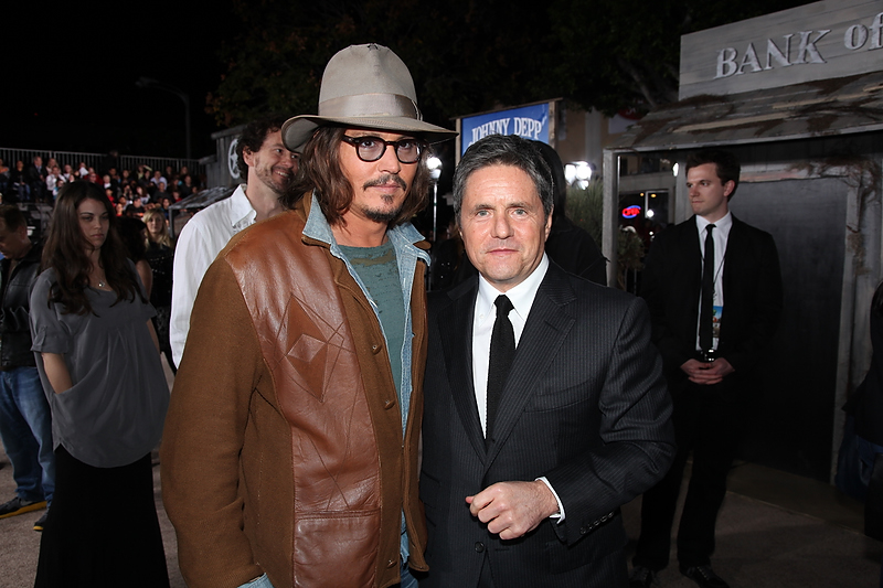 Stars Johnny Depp & Isla Fisher at RANGO Premiere, Plus FOUR New Clips ...