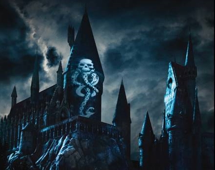 The “Dark Arts at Hogwarts Castle” To Light Up Hogwarts Castle At “The ...